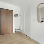 Tasteful With Parking And Gym By Renters