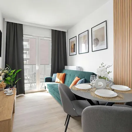 Tasteful With Parking And Gym By Renters דירה פוזנן